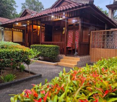 Sei Pinang Cabin | Baron Ndut's Cottage