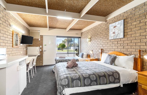 Colac Hotel | Baronga Motor Inn