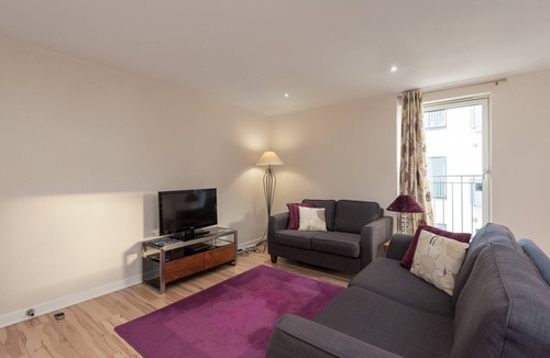 City Centre Glasgow Apartment | Barony Bell Apartment