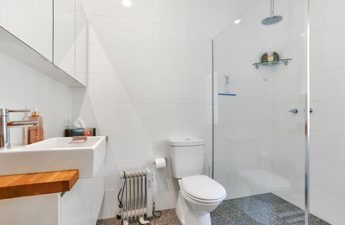 Angaston Bed & Breakfast | Barossa White House