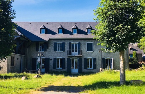 Bazus-Aure Hotel | Baroud Private Room near Saint-Lary