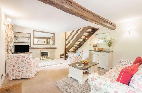 Tideswell House | Barr Cottage