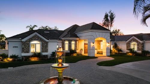 Poway House | Barrel Crest by AvantStay