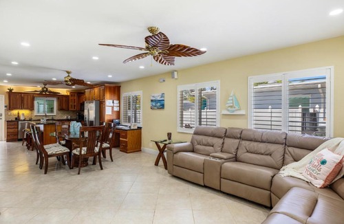 Marathon House | Barreto's Paradise