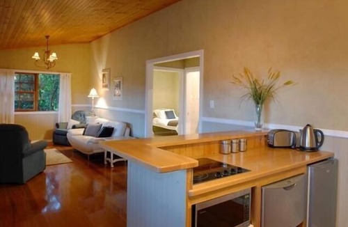 Gloucester Cabin | Barrington Hideaway- River Cottages