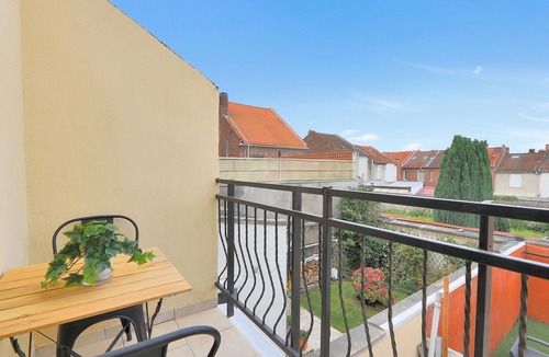 Lens Apartment | Barrois - Joli appt avec balcon, 35min de Lille