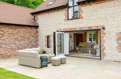 Petersfield House | Barrow Hill Barns