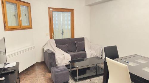 Drancy Apartment | Bartholomé LE MAGNIFIQUE
