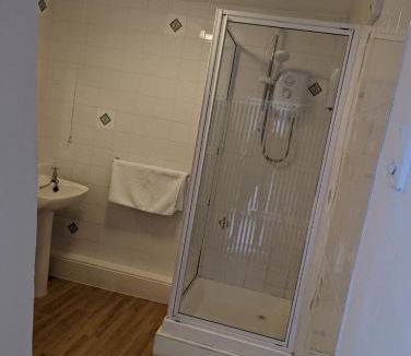 Blakesley Bed & Breakfast | Bartholomew Arms