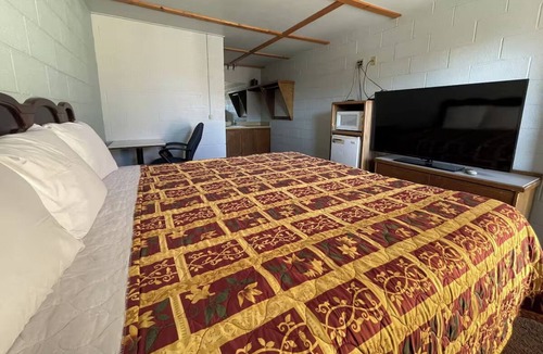 Bartlesville Hotel | Bartlesville Roadside Comfort | Pet-Friendly | & Kiddie Park Attractions Nearby
