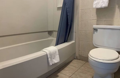 Bartlesville Hotel | Bartlesville Adventure Hub | Pet-Friendly | Museums & Historic Sites Access