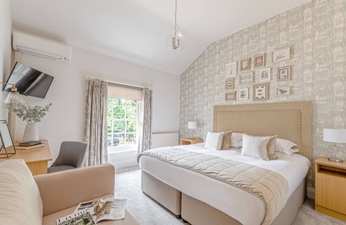 New Forest District Hotel | Bartley Lodge Hotel