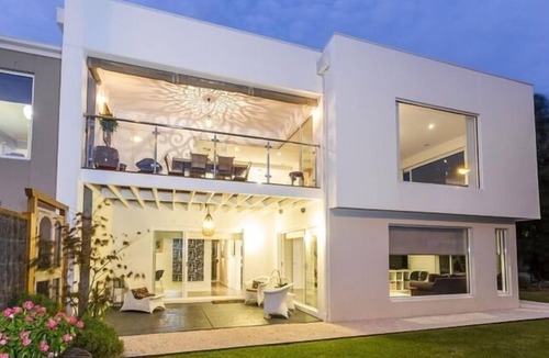 Barwon Heads House | Barwon Links - spacious living