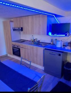 Solaro Apartment | Bas de villa à 100 M de la plage