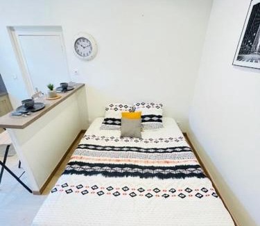 Liberation Apartment | Bascule Rive Droite - WiFi - 2 Guests