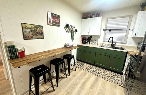 Kirksville Cottage | Base Camp Cottage