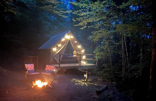 St. Johnsbury RV Rental | Base Camp Glamping @ Hidden Ridge