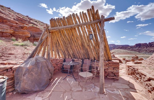 Moab Apartment | Base Camp Hogan: Disc Golf, Hike, ATV, Views