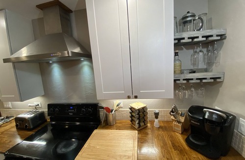 North Upper Truckee Cabin | Base Camp Kiowa: cozy, dog-friendly, modern mountain cabin