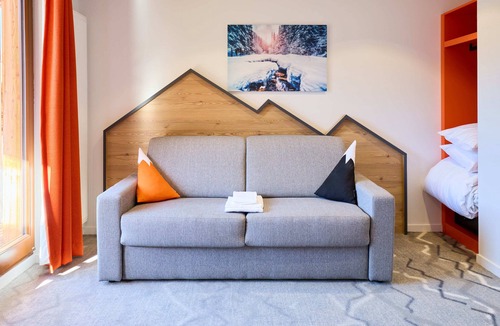 Venosc Hotel | Base Camp Lodge Les 2 Alpes