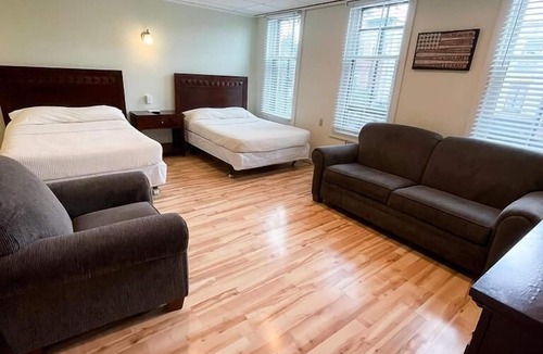 Cooperstown Hotel | Baseball Town Motel