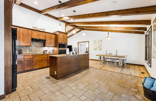 Bryson City Cabin | BaseCamp Mountain Retreat and Event Venue