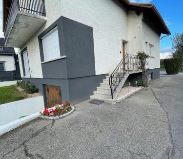 Blotzheim House | Basel Airport Garden