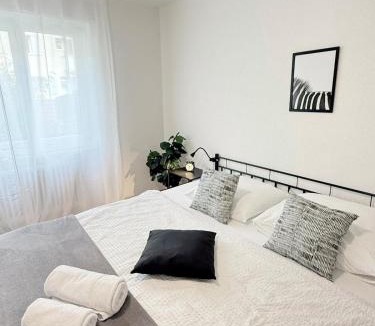 Munchenstein Apartment | BASELiving apartment with PRIVATE GARDEN
