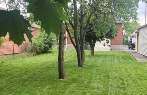 Oshawa House | Basement apartment at 240, Oshawa area