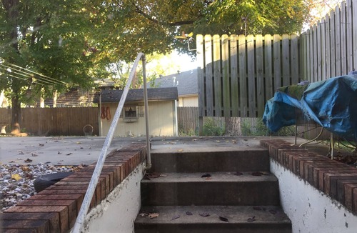 Lee's Summit Apartment | Basement Apartment with Garage Entrance