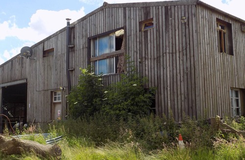 Compton Martin House | Basement Bridal Suite