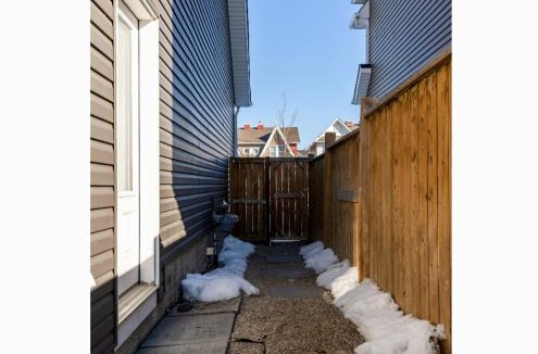 Auburn Bay House | Basement Room