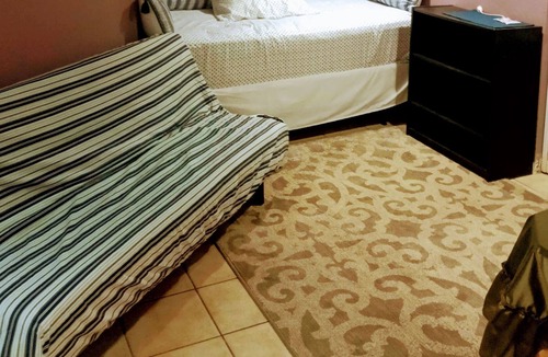 Oaks House | Basement Studio Apartment