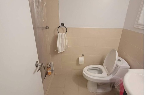 Little Italy Apartment | Basement unit NO KITCHEN NO WINDOW