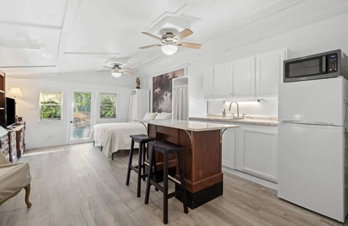 Bon Air Bed & Breakfast | Bashford Manor Inn