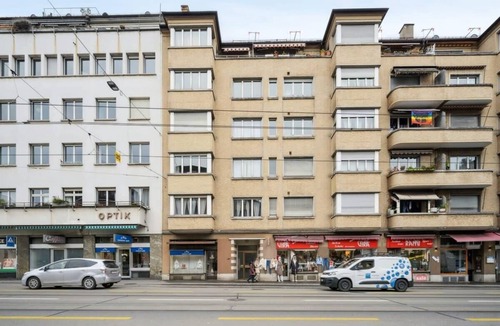 Sihlfeld Apartment | Basic Apartment in vibrant residential part of ZH!