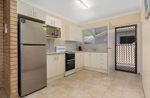 Woorim House | Basic Beachside Hideaway