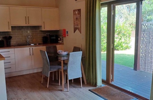 Little Stukeley Apartment | Basic Lodge with Wheelchair Access