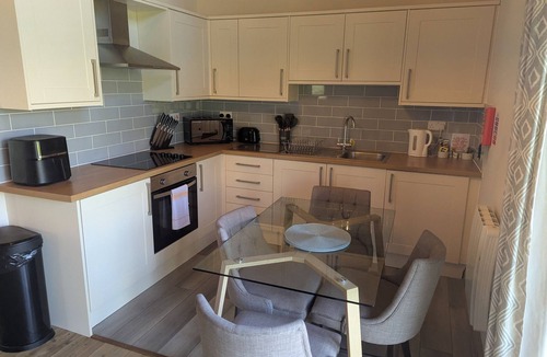 Little Stukeley Apartment | Basic Lodge with Wheelchair Access