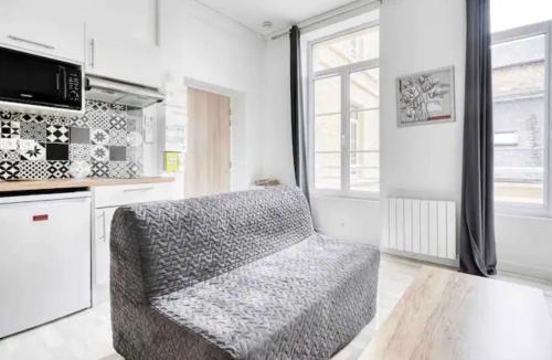 Douvres-la-Delivrande Apartment | Basilique IX