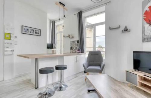 Douvres-la-Delivrande Apartment | Basilique VII