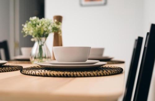 High Peak House | Basin Cottage Retreat