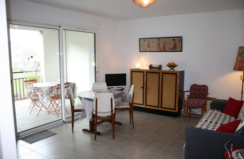 Ustaritz Apartment | BASQUE COUNTRY BETWEEN SEA AND MOUNTAIN