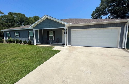 Eufaula House | Bass Bed-B