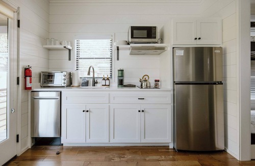 Pittman Center House | Bass Cabin by Creekside Hideaway