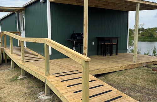 Commerce Cabin | Bass Lodge - Lakefront - New
