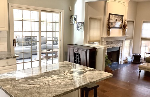 Westlake House | Basset Rd - Spacious & Newly Updated