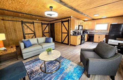 Quitman House | BASShole on Lake Fork * HOT TUB