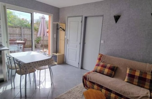 La Teste-de-Buch House | Bassin d'Arcachon la teste de buch maisonnette.