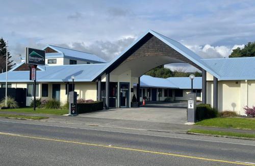 Levin Hotel | Bassingers Motor Lodge